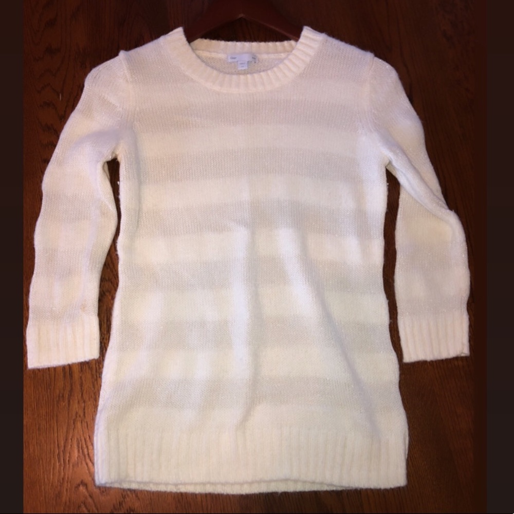 White knit sweater